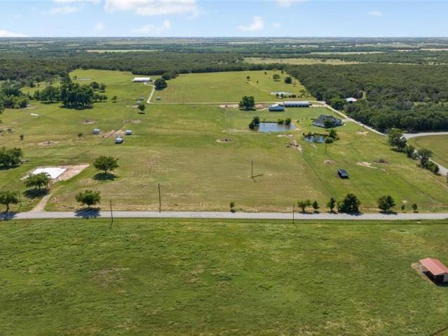 Land for sale in Valley View, Texas