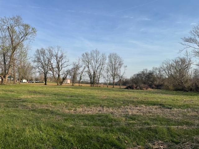 Land for sale in Pembroke, Kentucky