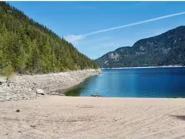 House for sale in Castlegar, British Columbia