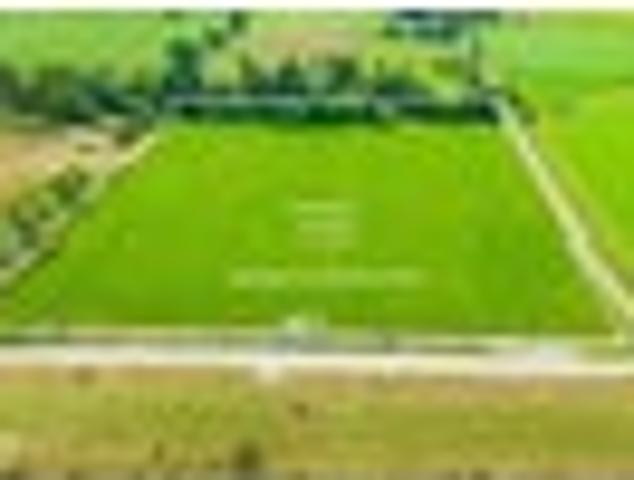 Land for sale in Canterbury