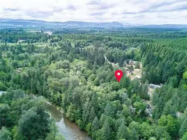 House for sale in Strathcona, British Columbia