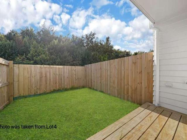 Townhouse for sale in New Windsor
