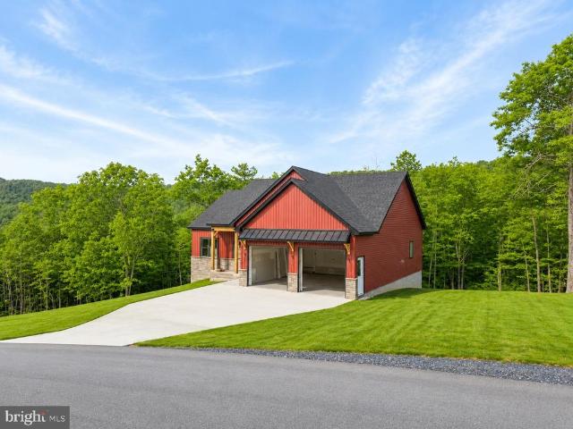 House for sale in Hedgesville, West Virginia
