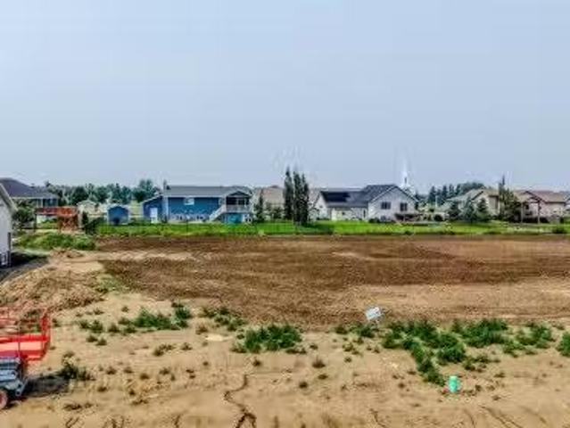 House for sale in Raymond, Alberta