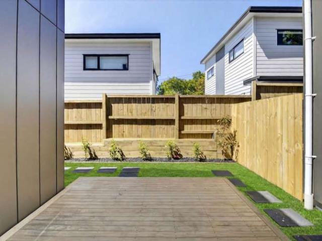 House for sale in Wairau Valley