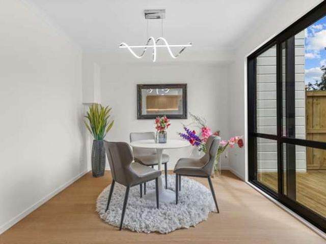 Townhouse for sale in Manurewa, Oroua County