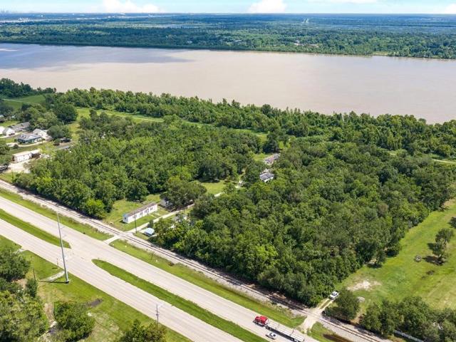 Land for sale in Belle Chasse, Louisiana