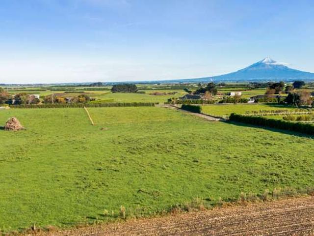 Land for sale in Taranaki