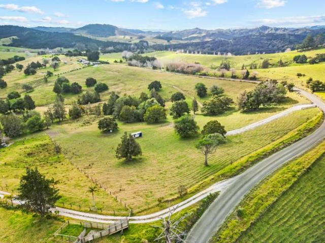 Property for sale in Fairburn, Northland