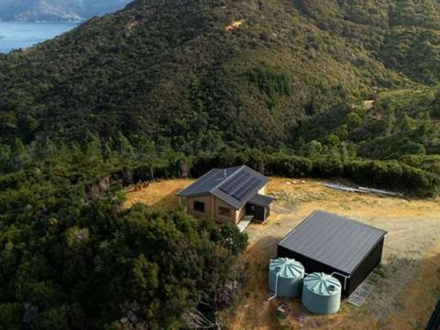 House for sale in Marlborough