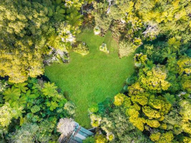 Property for sale in Oratia, Oroua County