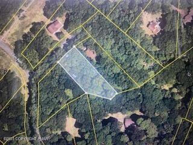 Land for sale in Dingmans Ferry, Pennsylvania