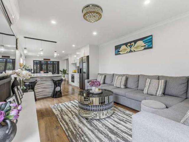 Townhouse for sale in Manurewa, Oroua County