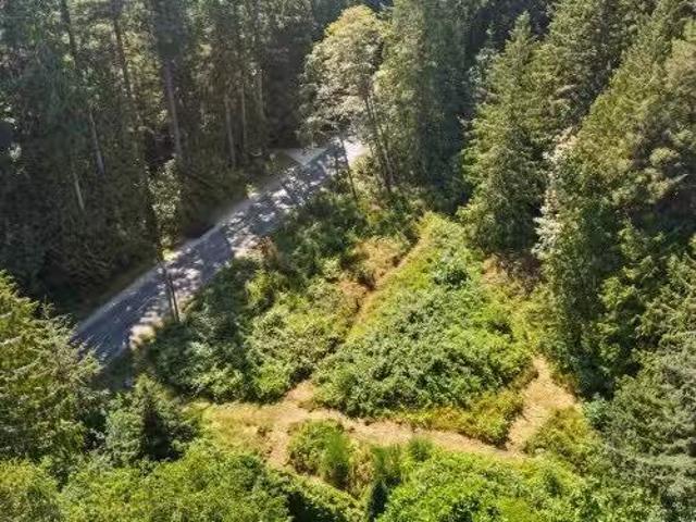 House for sale in Roberts Creek, British Columbia