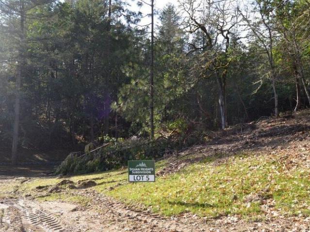 Land for sale in Grants Pass