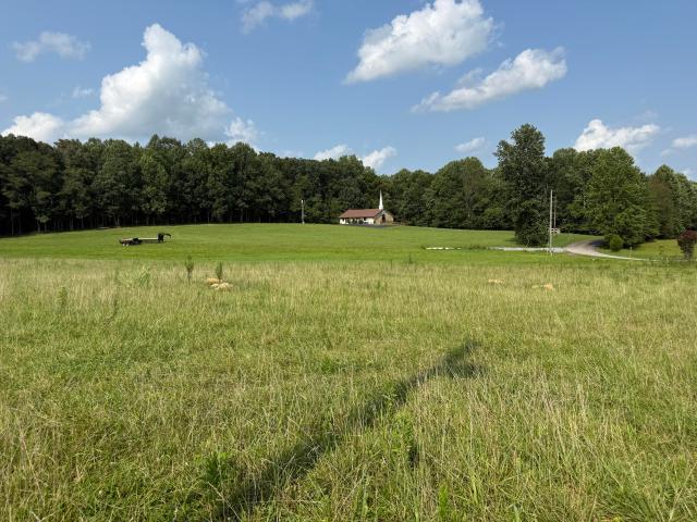 Land for sale in Russell Springs, Kentucky