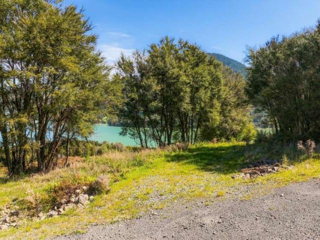 Property for sale in Marlborough