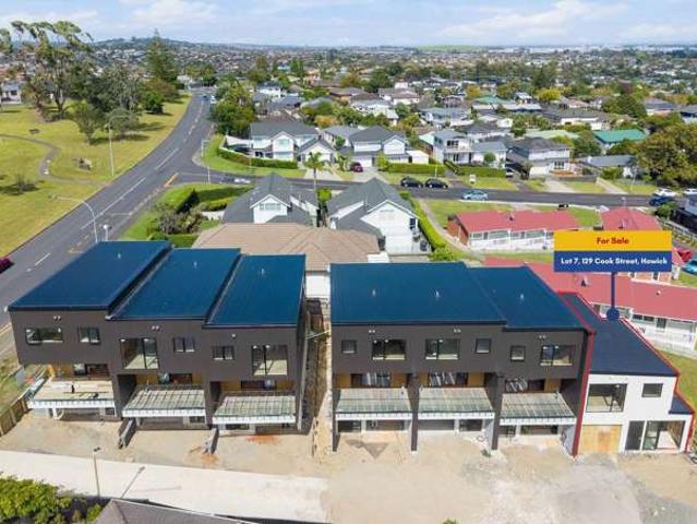 Townhouse for sale in Howick