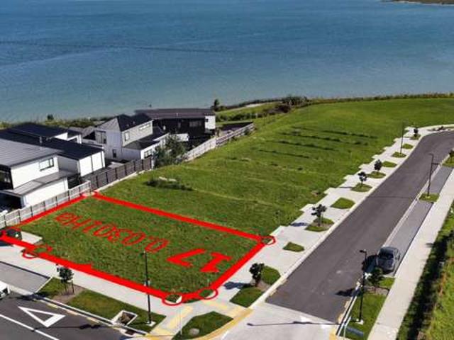 Land for sale in Paremoremo