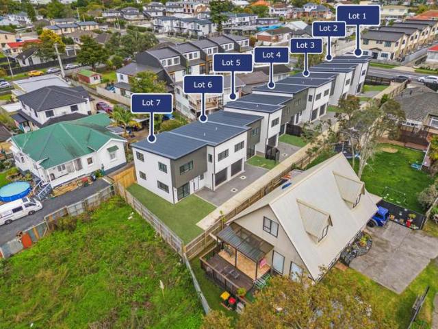 Townhouse for sale in Papatoetoe, Ōtara-Papatoetoe
