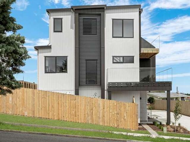 Townhouse for sale in Howick