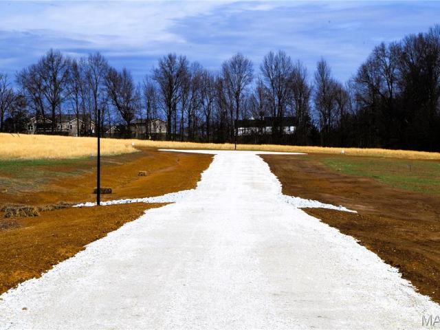 Land for sale in Moscow Mills, Missouri