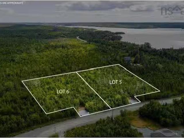 House for sale in Ostrea Lake, Nova Scotia