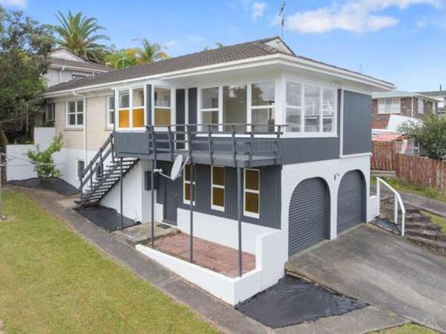 House for sale in Howick, Oroua County