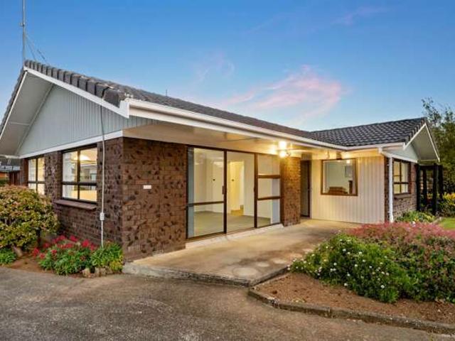 House for sale in Awhitu, Oroua County