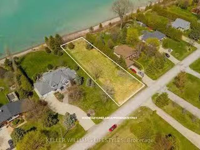 House for sale in Plympton-Wyoming, Southwestern Ontario