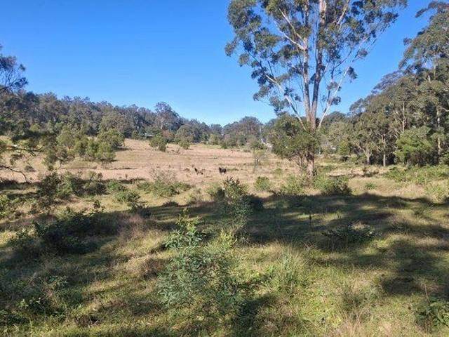 Land for sale in Cabarlah, Queensland