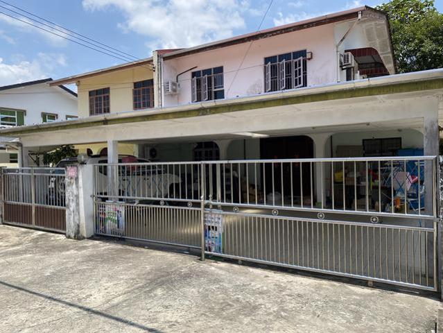 Residential House for rent in Long Miri