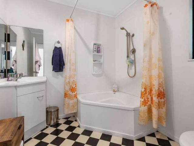 Property for sale in Fairburn, Northland