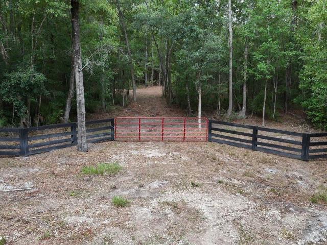 Land for sale in Saint George, Georgia