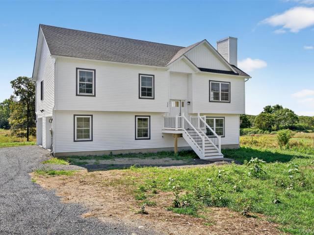 House for sale in Cuddebackville, New York