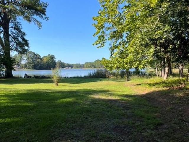 Land for sale in Mathews County, Virginia