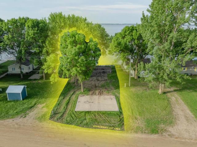 Land for sale in Spirit Lake, Iowa