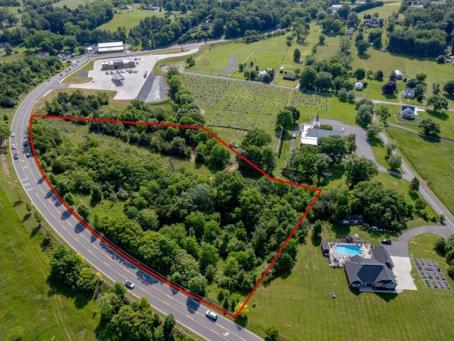 Land for sale in Broadway