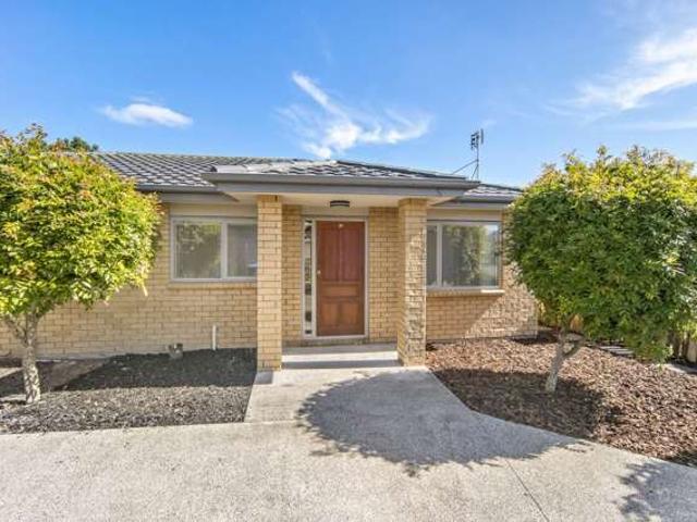 Townhouse for sale in Avondale, Oroua County
