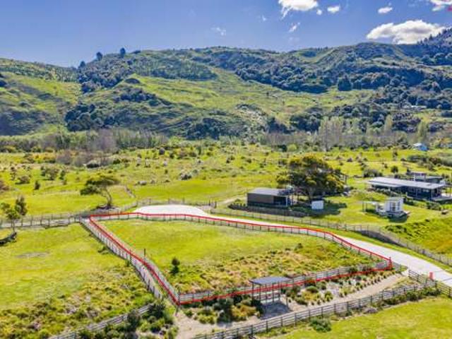 Land for sale in Mahia