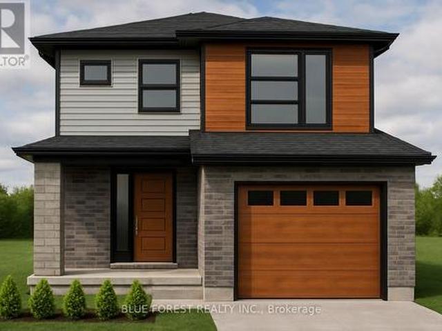 House for sale in Strathroy-caradoc, Ontario