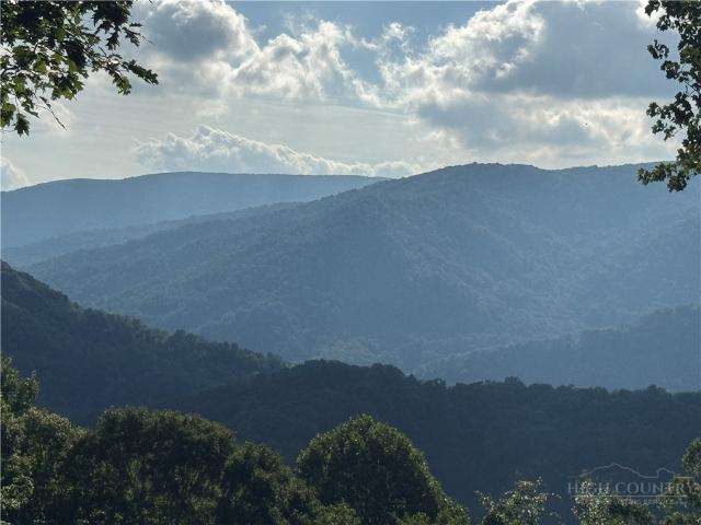 Land for sale in 1911 at Cranberry, Elk Park