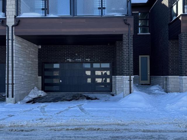 Property for sale in Richmond Hill, Golden Horseshoe