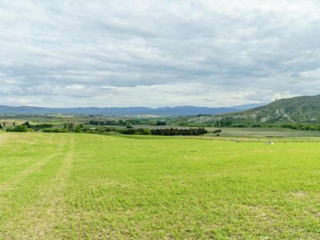 Property for sale in Otakou