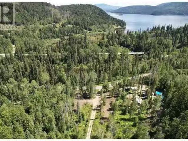 House for sale in Eagle Creek, British Columbia