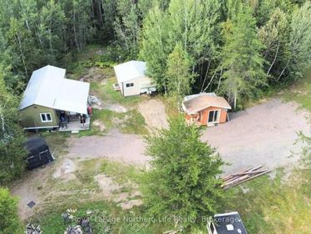House for sale in Copper Cliff, Ontario