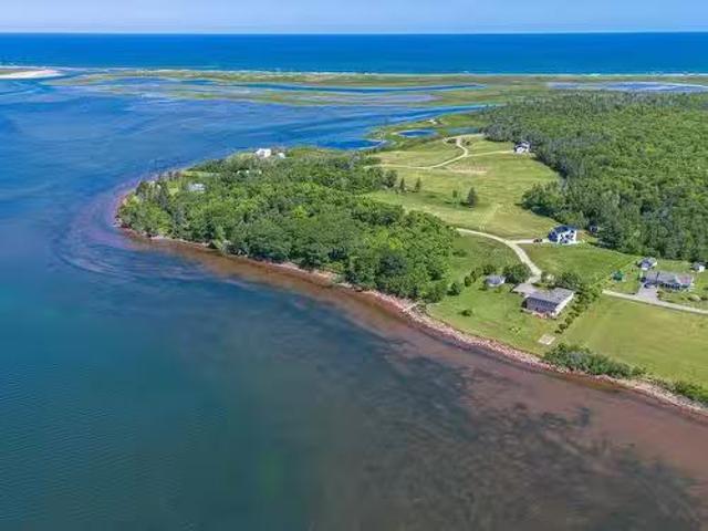 House for sale in Prince Edward Island