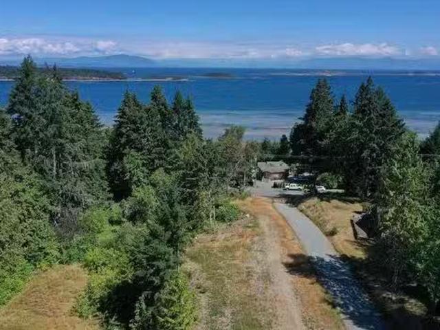 House for sale in Lantzville