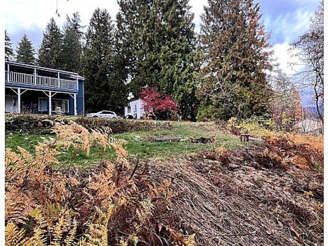 Land for sale in Castlegar, British Columbia