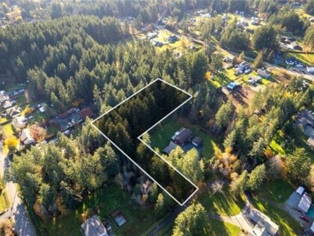 Land for sale in Clayoquot, British Columbia